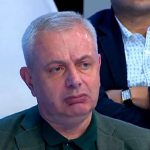 ზაალ ანჯაფარიძე: ფონ დერ ლაიენი, ჩვენისთანა ქვეყნებთან რომ არის იშტაზე, ტრამპის წინ ისე იჯდა, როგორც დამფრთხალი კატა ბულდოგის წინ – მსოფლიომ დაინახა ევროკავშირის რიგით უკვე მერამდენე გაბითურება აშშ-ის წინაშე